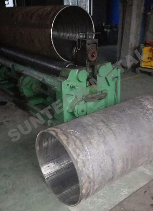 UNS N04400 Nickle Alloy and Carbon Steel Clad Pipe For Chemical Process Equipment